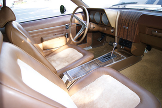 Illustration for article titled Bronze ‘69 AMX Goes for Sixteen Grand of Your Gold